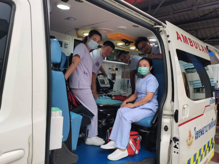 Lao medical residents and nurses join KKU-MD in emergency medicine exchange program.