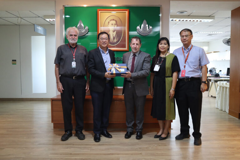 KKU-MD welcomes visiting professor from Lincoln University, New Zealand