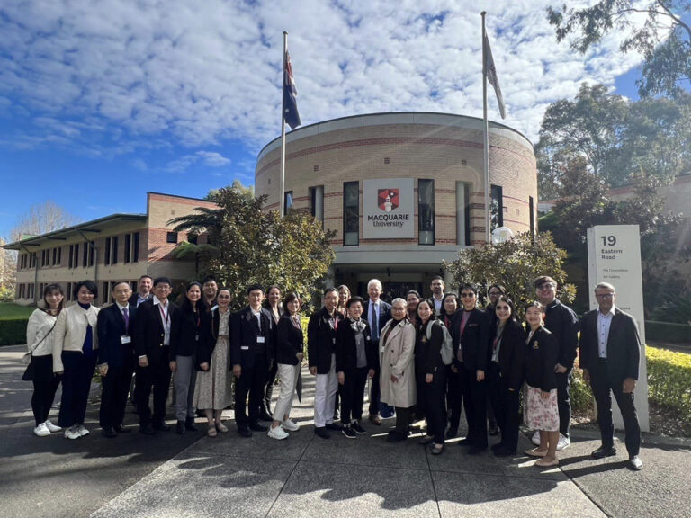 MD-KKU delegation attends workshop on Universal Newborn Hearing Screening in Australia.
