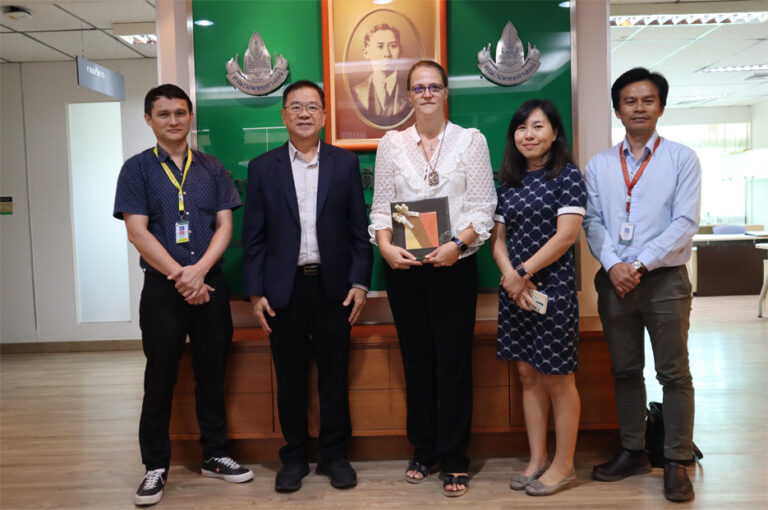 MD-KKU welcomes visiting professor from Universite de Paris, France.