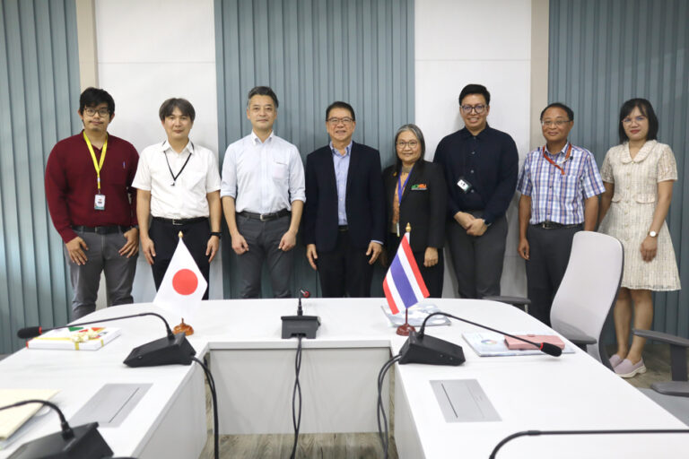 MD-KKU Department of Parasitology hosts Professors from National Institute of Information and Communications Technology, Japan
